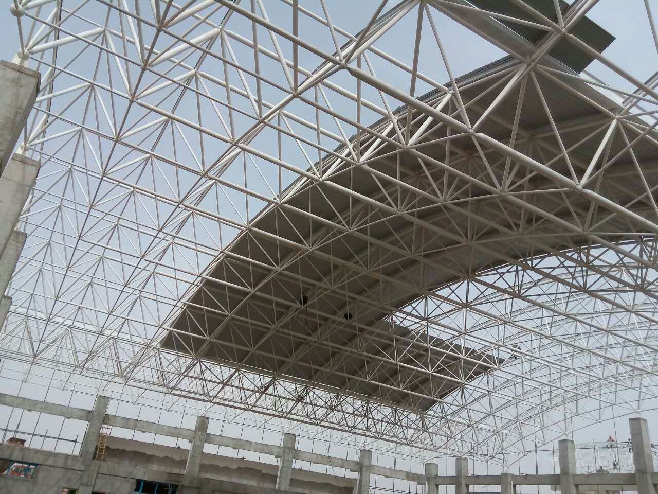 六盘水青岛一汽网架
